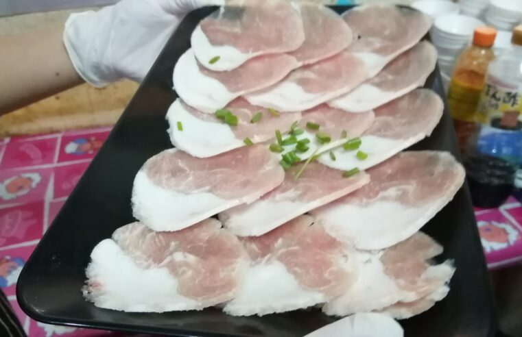 ปศุสัตว์ตรวจสอบร้านชาบูหลังมีผู้ร้องเรียนเนื้อหมูไม่ได้มาตรฐาน