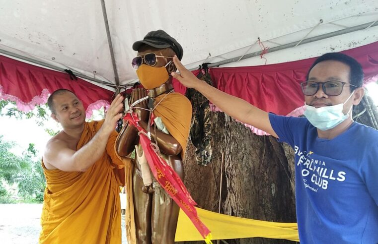 วัดดังเมืองนครศรีธรรมราชใส่แมสก์รูปปั้นไอ้ไข่เตือนสติญาติโยม