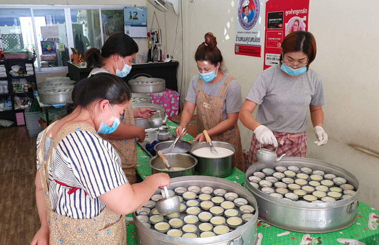 ชวนชิมขนมถ้วยทุเรียนหมอนทองร้านหนมคุณหน่อย