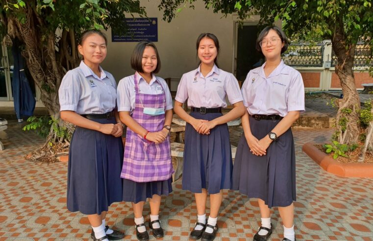 ผู้สมัครประธานสภานักเรียนโรงเรียนสตรีชื่อดังเปิดตัวหาเสียง