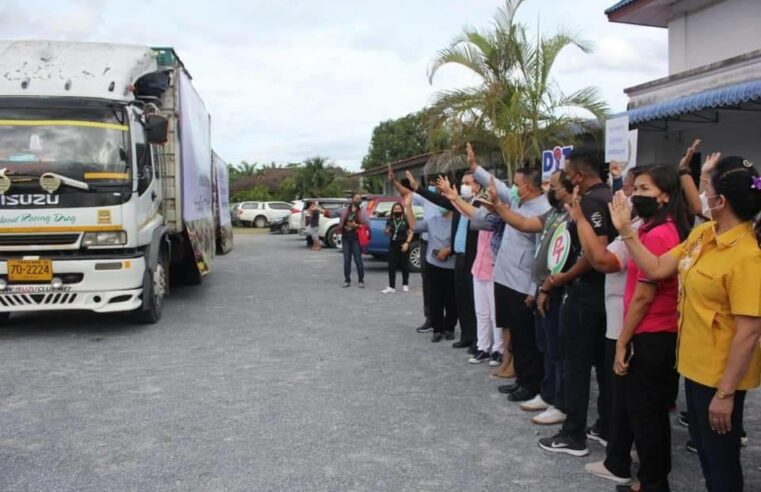 หลายภาคส่วนช่วยเกษตรกรระบายมังคุด