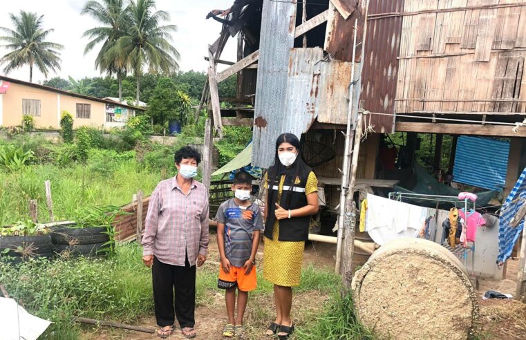 วอนช่วย “น้องชิ” ครอบครัวยากจนบ้านพังเพราะพายุฝน