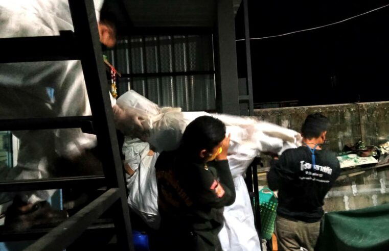 หนุ่มไลฬ์สดผูกคอตนเองเสียชีวิต