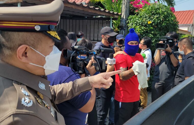 ตำรวจคุม 4 ผู้ต้องหาฆ่า “แจ๊ก” หัวหน้าสายฯ เงินกู้นอกระบบไปทำแผน