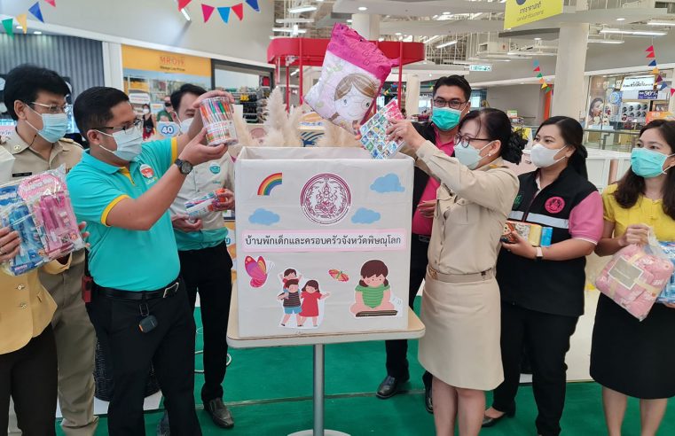 เปิดโครงการเปิดเทอมใหม่ ปันน้ำใจ ส่งน้องไปเรียน