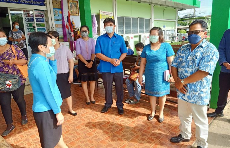 สหกรณ์การเกษตรเมืองอุตรดิตถ์ มอบเต็นท์ ให้ สนง.ที่ดินจังหวัดอุตรดิตถ์