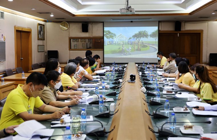 เมืองสองแควชวนจิบกาแฟแลวัง ณ พระราชวังจันทน์