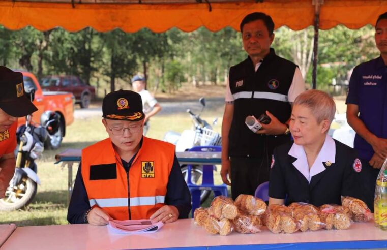 พ่อเมืองลับแลตรวจเยี่ยมเจ้าหน้าที่ด่านตรวจ