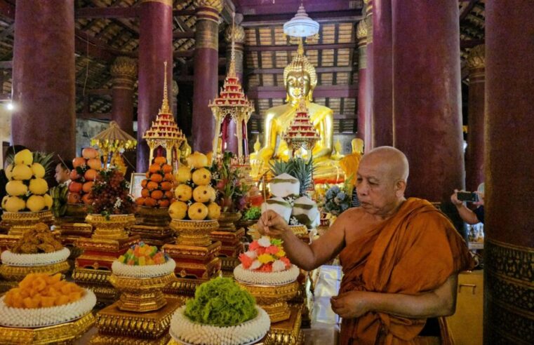 บวงสรวงทวยเทพไท้เทวาขออนุญาตจัดสร้างพระนางพญาจำลอง