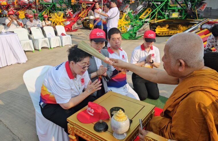 ฮือฮาบริษัทเกษตรเจ้าใหญ่เมืองสองแควจัดงานทำบญเอาใจลูกค้าสายมูเตลู